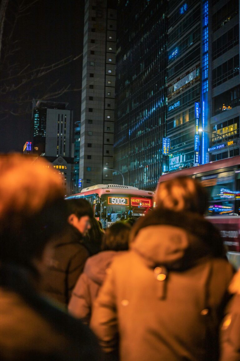 Exploring the Vibrant Fusion of Fashion and Nightlife in Gangnam